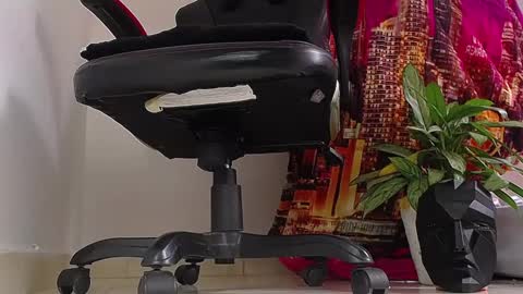 only foot                         worshipers here online show from 7, 1, 2025