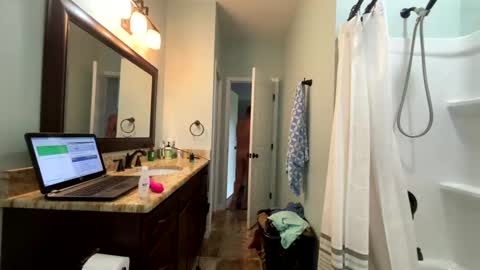 Snapshot of sir_seoscam chatting on 10, 9, 2025 sir_seoscam online show from 10, 9, 2025