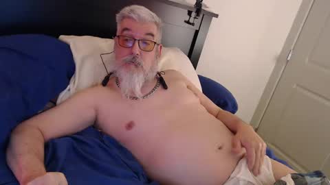 Snapshot of sirbeercan chatting on 3, 2, 2025 sir beer can the friendly hermit online show from 3, 2, 2025