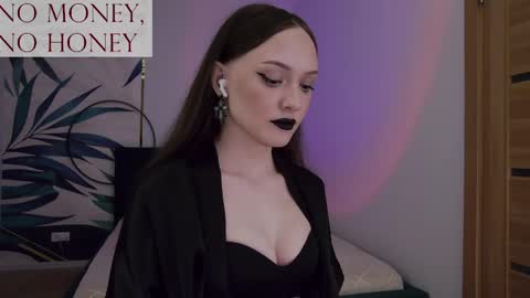 Goddess Sirena online show from 15, 5, 2026