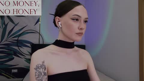 Goddess Sirena online show from 8, 6, 2026