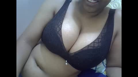 Snapshot of sisibrown97 chatting on 14, 9, 2025 brown online show from 14, 9, 2025
