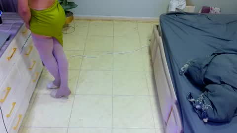 D i f a  Ana Arbeh shemale online show from 3, 12, 2025