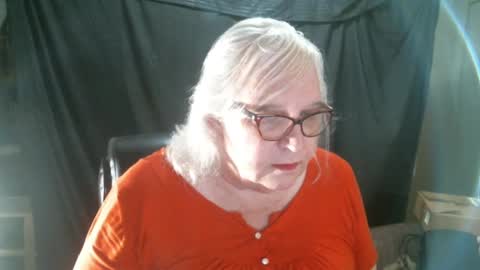 Snapshot of sissydianetx chatting on 10, 2, 2025 Sissy Diane online show from 10, 2, 2025