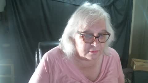 Snapshot of sissydianetx chatting on 12, 2, 2025 Sissy Diane online show from 12, 2, 2025