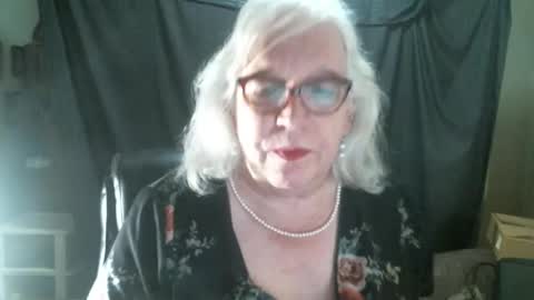Snapshot of sissydianetx chatting on 1, 3, 2025 Sissy Diane online show from 1, 3, 2025