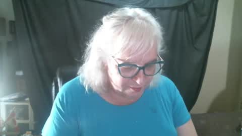 Snapshot of sissydianetx chatting on 1, 10, 2025 Sissy Diane online show from 1, 10, 2025