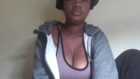 Snapshot of sisyh697532 chatting on 27, 5, 2026 sisyh697532 online show from 27, 5, 2026