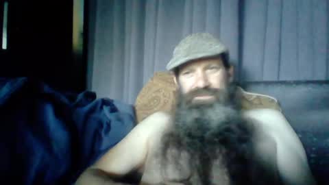 Snapshot of sitonmybeardxxx chatting on 6, 6, 2026 sitonmybeardxxx online show from 6, 6, 2026