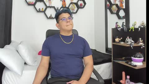 Snapshot of siul_bigcock chatting on 31, 1, 2025 Siul Thompson online show from 31, 1, 2025