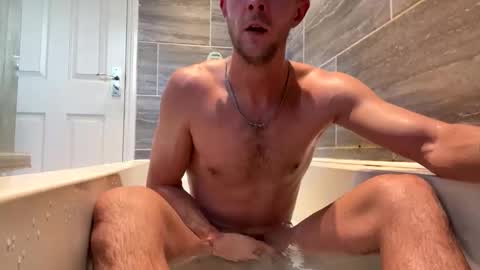 sixpackmac1 online show from 17, 1, 2026