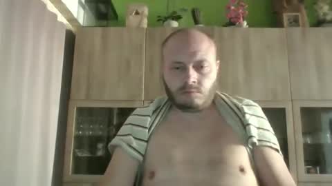 Snapshot of sixten113 chatting on 27, 4, 2026 sixten113 online show from 27, 4, 2026