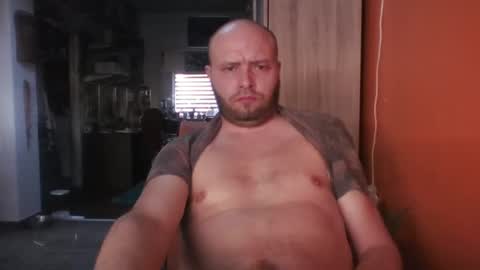 Snapshot of sixten19795 chatting on 7, 3, 2025 sixten19795 online show from 7, 3, 2025