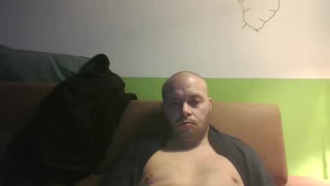 Snapshot of sixten19795 chatting on 14, 11, 2025 sixten19795 online show from 14, 11, 2025