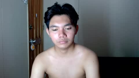 Snapshot of sixtj4s chatting on 6, 8, 2026 mIKE online show from 6, 8, 2026