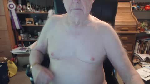 Snapshot of sjbottomboi chatting on 17, 7, 2026 sjbottomboi online show from 17, 7, 2026