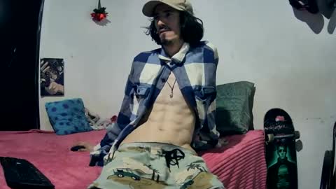 Snapshot of sk8sir chatting on 9, 8, 2026 sk8sir online show from 9, 8, 2026