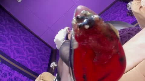 skarlettbarnes online show from 15, 5, 2026