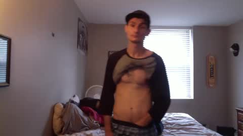 Snapshot of skater_v2 chatting on 11, 10, 2025 Christopher online show from 11, 10, 2025
