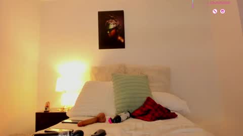 Snapshot of skay_hot chatting on 2, 8, 2026 Skay online show from 2, 8, 2026