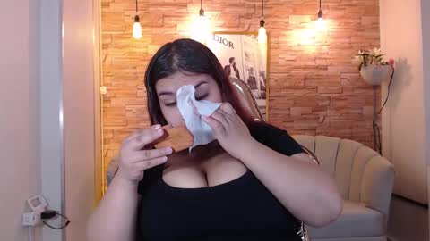 Snapshot of skeler_lovd_b chatting on 3, 12, 2024 Skarlet online show from 3, 12, 2024