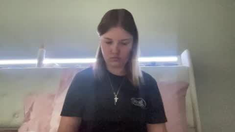 Snapshot of skiimaskabby chatting on 22, 4, 2026 skiimaskabby online show from 22, 4, 2026