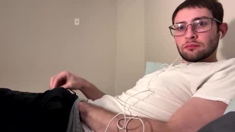 Snapshot of skinndick214 chatting on 26, 5, 2026 daddy online show from 26, 5, 2026