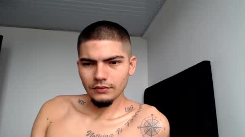 Snapshot of skinny_badboy chatting on 23, 7, 2026 E R O S online show from 23, 7, 2026