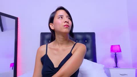 Snapshot of skinny_hottie18 chatting on 6, 10, 2025 skinny_hottie18 online show from 6, 10, 2025