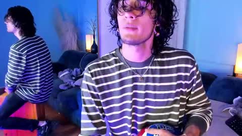 Mac online show from 5, 4, 2026