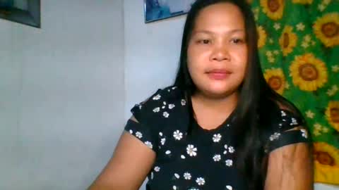skinny_momma32 online show from 26, 7, 2026