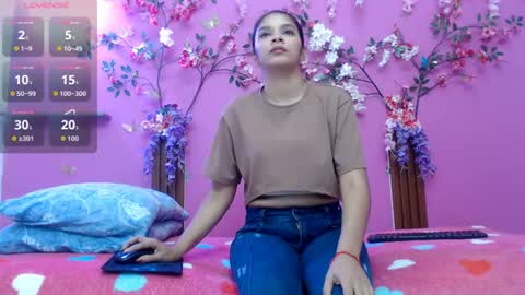 Snapshot of skinnybarbie022 chatting on 18, 6, 2026 barbi online show from 18, 6, 2026
