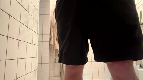 skinnyduderino online show from 1, 12, 2025