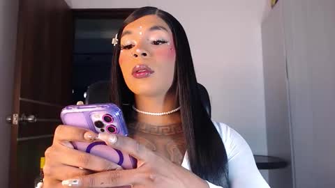 jesica online show from 11, 10, 2025