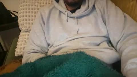 Snapshot of skinnyguyfun chatting on 4, 5, 2026 skinnyguyfun online show from 4, 5, 2026