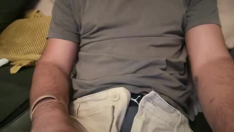 Snapshot of skinnyguyfun chatting on 12, 7, 2026 skinnyguyfun online show from 12, 7, 2026