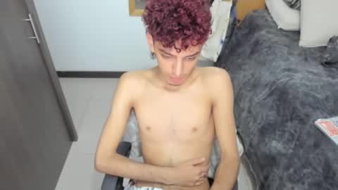 skinnypipe15 online show from 5, 11, 2025