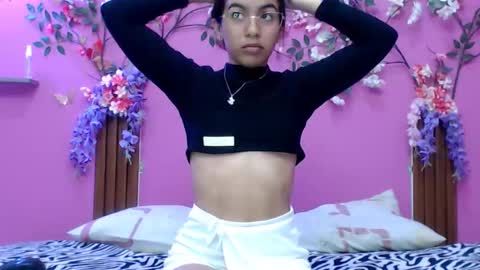 sofia online show from 5, 12, 2025