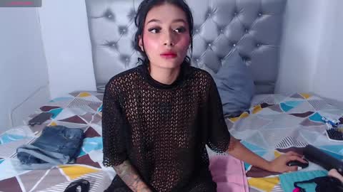 Snapshot of skinnyy_andtight chatting on 13, 12, 2024 Alexa online show from 13, 12, 2024