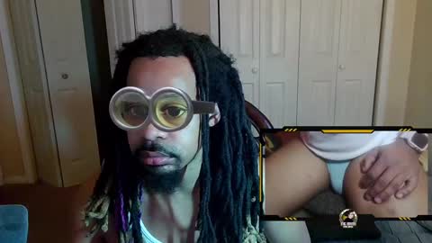 Snapshot of skinzandbait chatting on 15, 12, 2024 strokerpoker online show from 15, 12, 2024