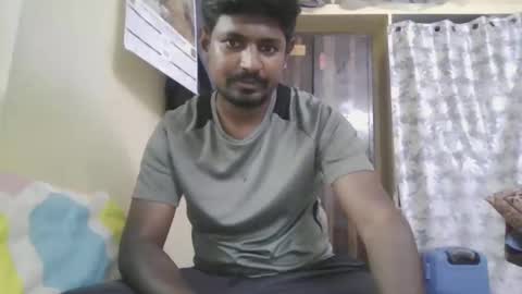 Snapshot of sklavepappu143 chatting on 22, 5, 2026 Indianslut1431 online show from 22, 5, 2026