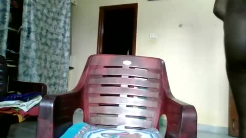 Snapshot of sklavepappu143 chatting on 1, 6, 2026 Indianslut1431 online show from 1, 6, 2026