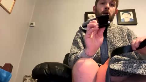 skuzzy25 online show from 26, 12, 2024