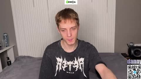 Snapshot of sky_hunter chatting on 19, 5, 2026 sky_hunter online show from 19, 5, 2026