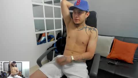 Snapshot of sky_wild chatting on 20, 10, 2025 sky_wild online show from 20, 10, 2025