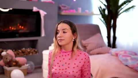 skyeyesluna online show from 27, 2, 2026