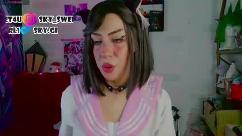 Snapshot of skylady05 chatting on 14, 4, 2026 millie online show from 14, 4, 2026