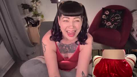 skylar bird online show from 19, 12, 2024