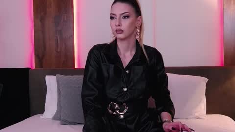 SkylarSpark online show from 22, 10, 2025