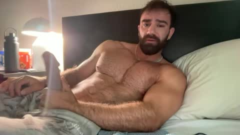 Snapshot of skylerflexes chatting on 10, 7, 2026 Skyler Flexes online show from 10, 7, 2026